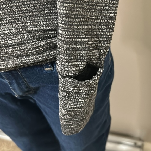 Lululemon Think Fast Long Sleeve Top Heathered Grey Black Rulu Running Sz 4 - Picture 4 of 14